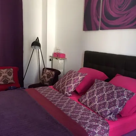 Hyper Centre Apartment